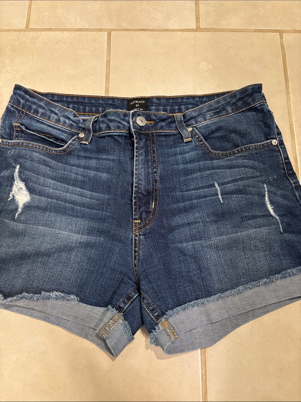 Just Black Dark Wash Distressed Denim Jean Shorts - Blue Sz 31